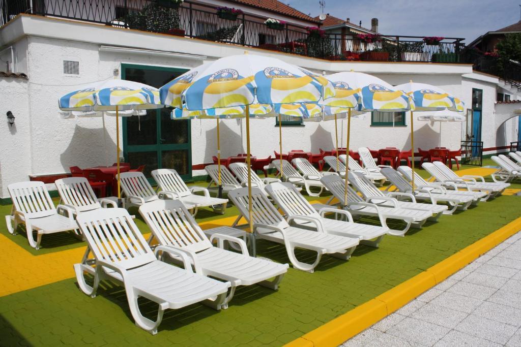 Hotel Elite Сан-Мауро-Торинезе Номер фото