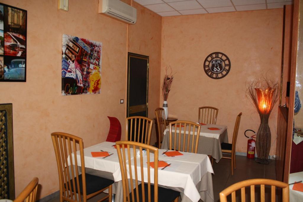 Hotel Elite Сан-Мауро-Торинезе Номер фото